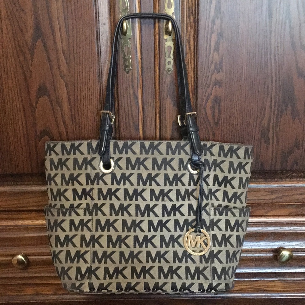 MK Purse